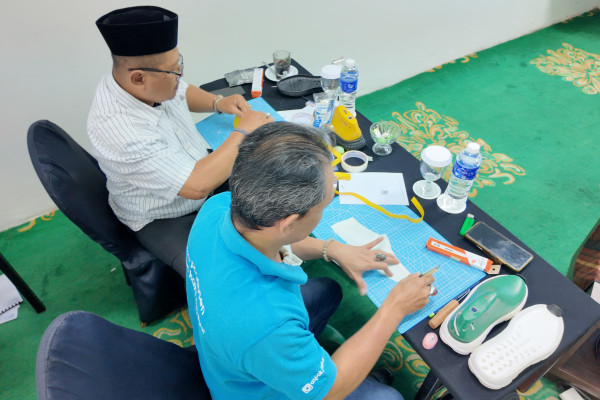 Topang Ekonomi, Kemenperin Pulihkan Daya Saing Sentra IKM Alas Kaki