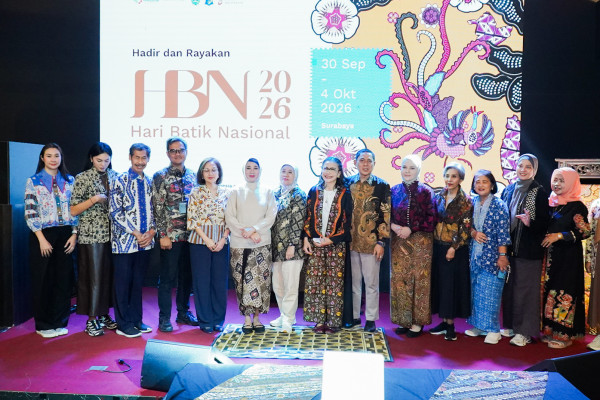 Hari Batik Nasional 2026, Kemenperin dan YBI Tingkatkan Daya Saing IKM Batik