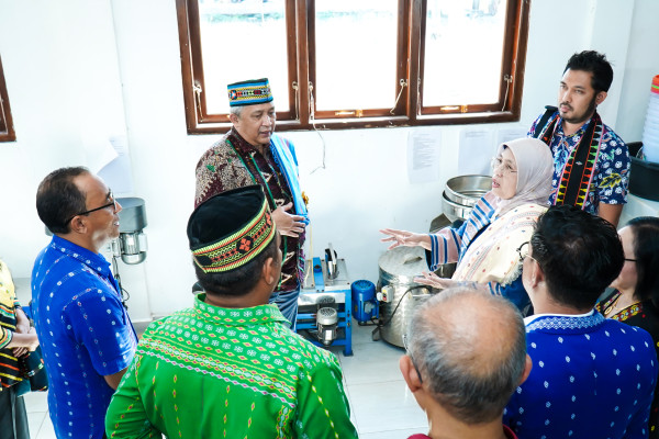 Perkuat Hilirisasi Daerah, Kemenperin Kembangkan Sentra IKM di Manggarai Timur