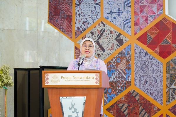 Kemenperin Gaungkan Pelestarian Batik Asli dalam Puspa Nuswantara 2026