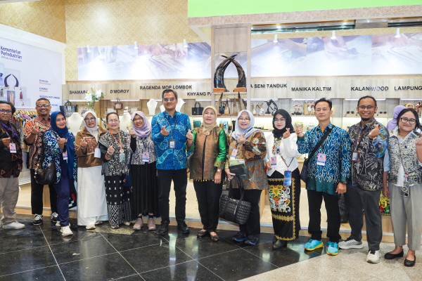 Ekspor Lampaui USD 305 Juta, IKM Kerajinan Semakin Kreatif dan Kompetitif