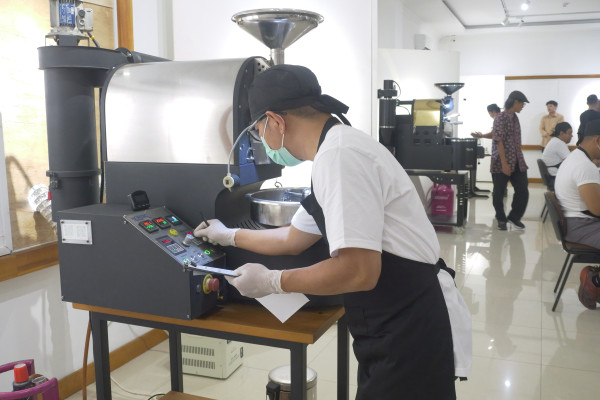 Angkat Kualitas Kopi Indonesia, Kemenperin Gelar Sertifikasi Penyangraian